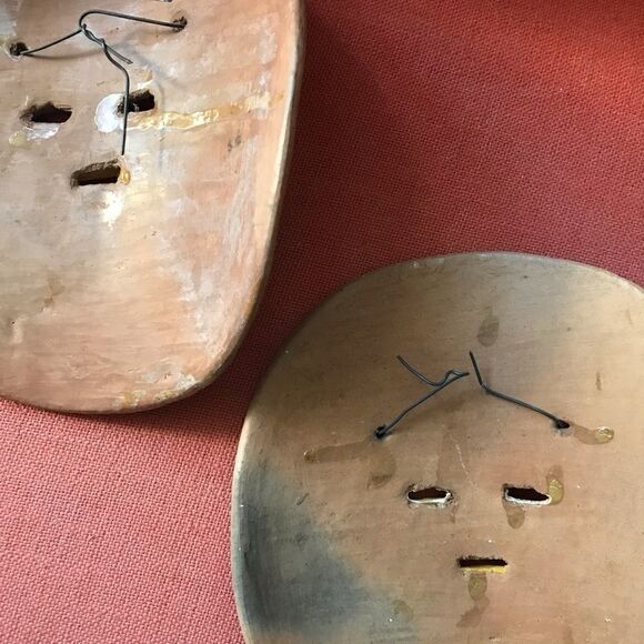 Mexican Clay Mask, Hand Painted, Acapulco Folk Art - Picture 2 of 2